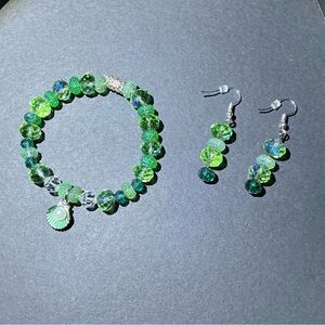 Hand Crafted Elegant Green Beaded Bracelet and Earring Set